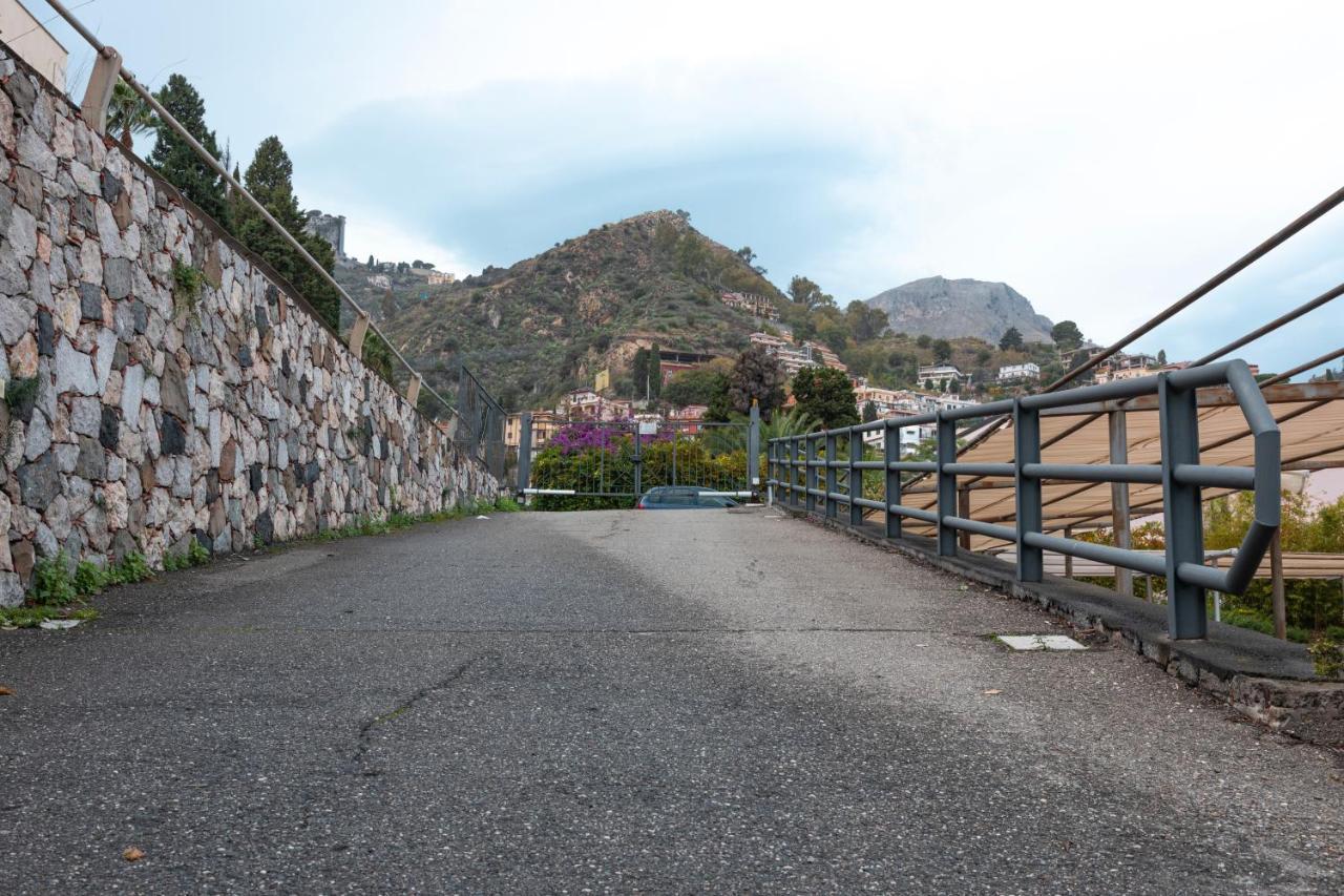 Amuni Taormina Apartment Luaran gambar